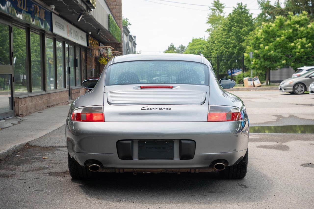 2001 Porsche 911 Carrera Coupe Photo4