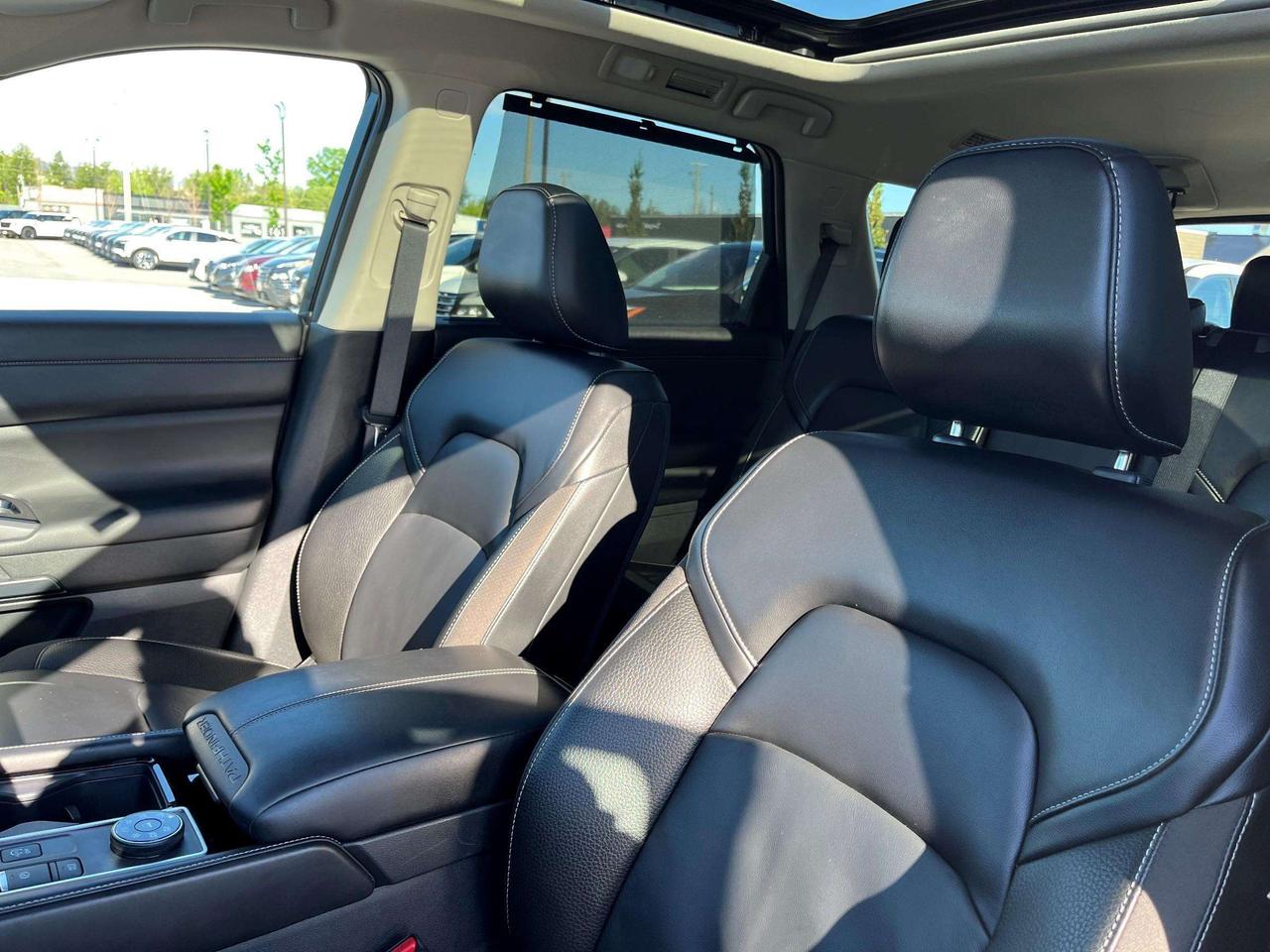 2023 Nissan Pathfinder SL 4WD Photo