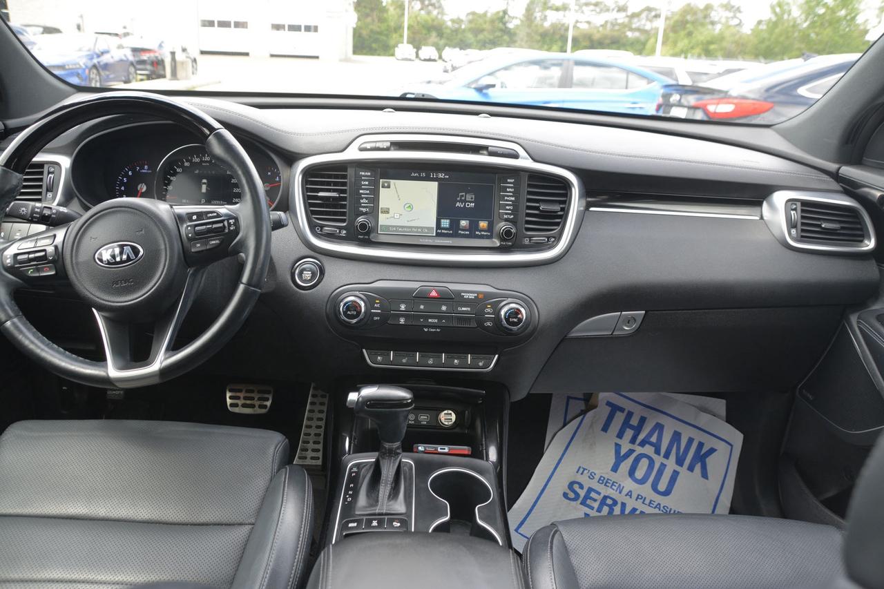 2016 Kia Sorento SX Photo