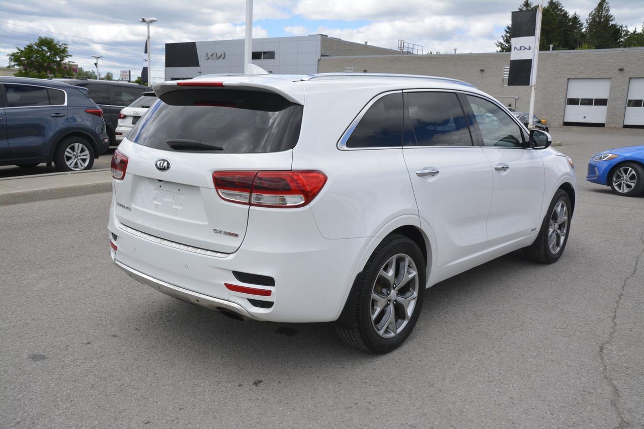 2016 Kia Sorento SX Photo