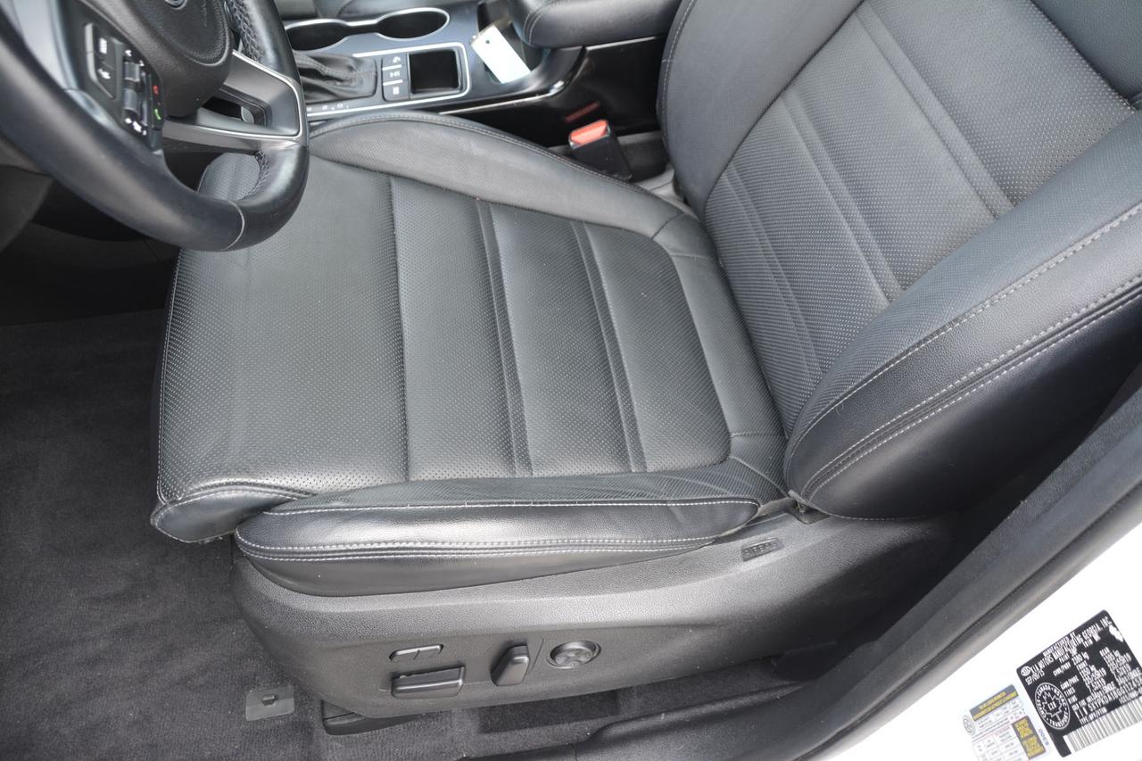 2016 Kia Sorento SX Photo