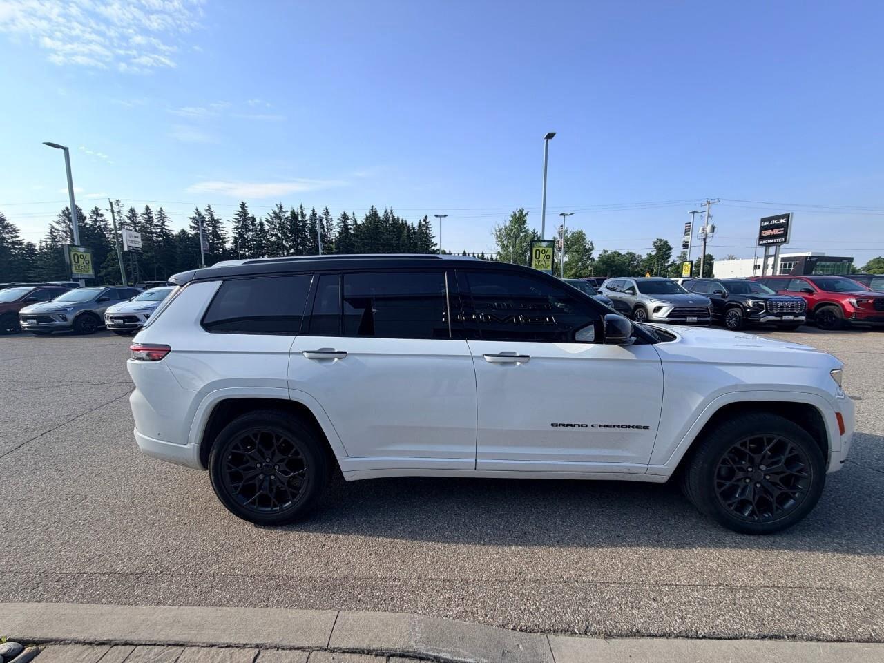 2023 Jeep Grand Cherokee L Summit ReserveSUMMIT RESERVE, 3.6L V6, AWD, ALLOYS Photo