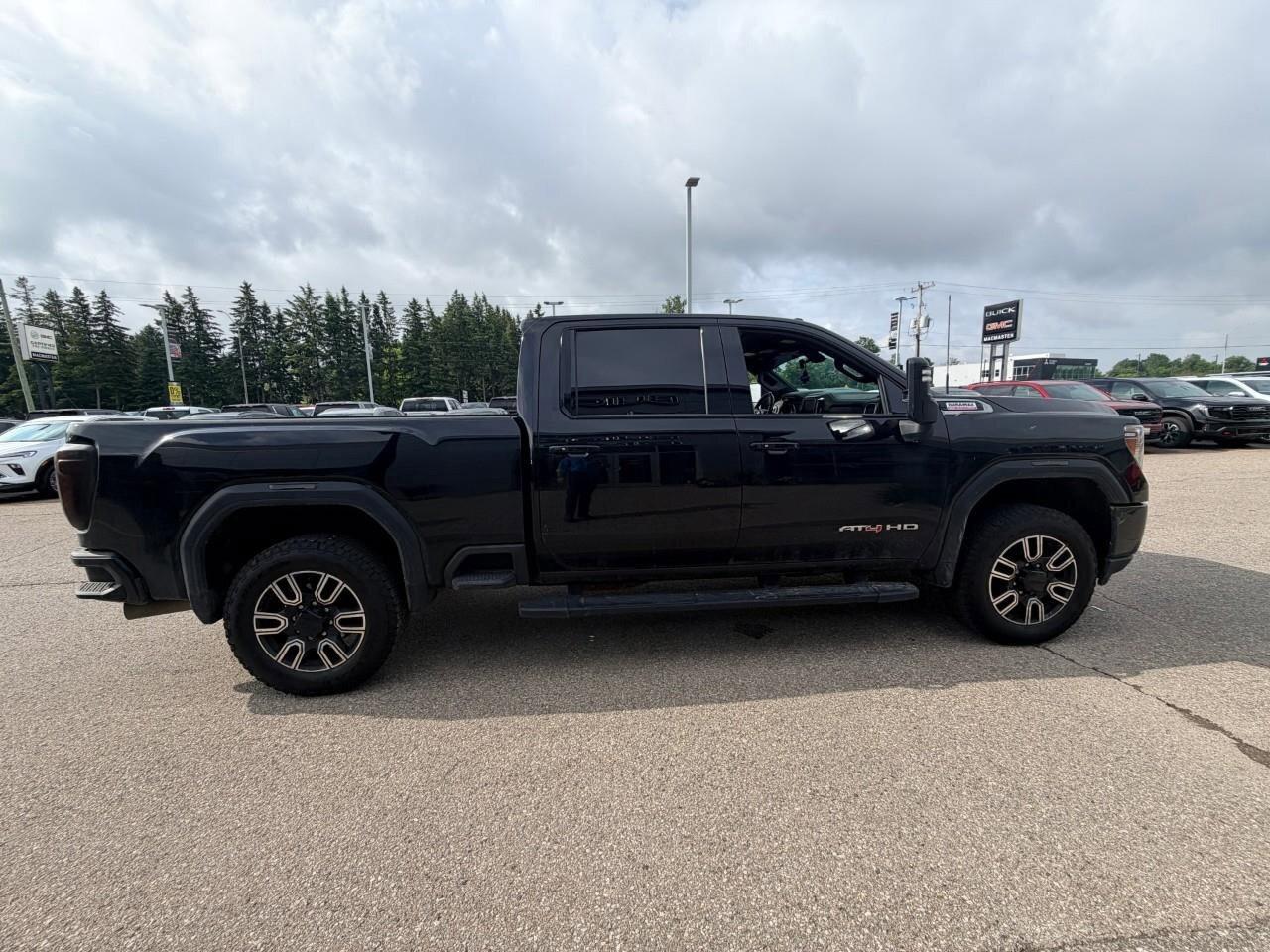2020 GMC SIERRA 2500HD AT4AT4, 6.6L V8 DIESEL, 4X4, ALLOYS, LEATHER, 1-OW Photo