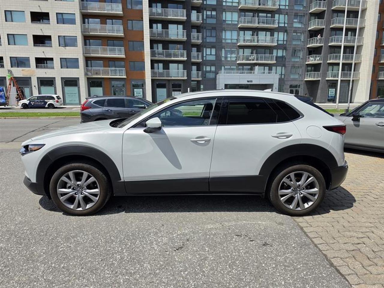2025 Mazda CX-30 GT AWD Photo2