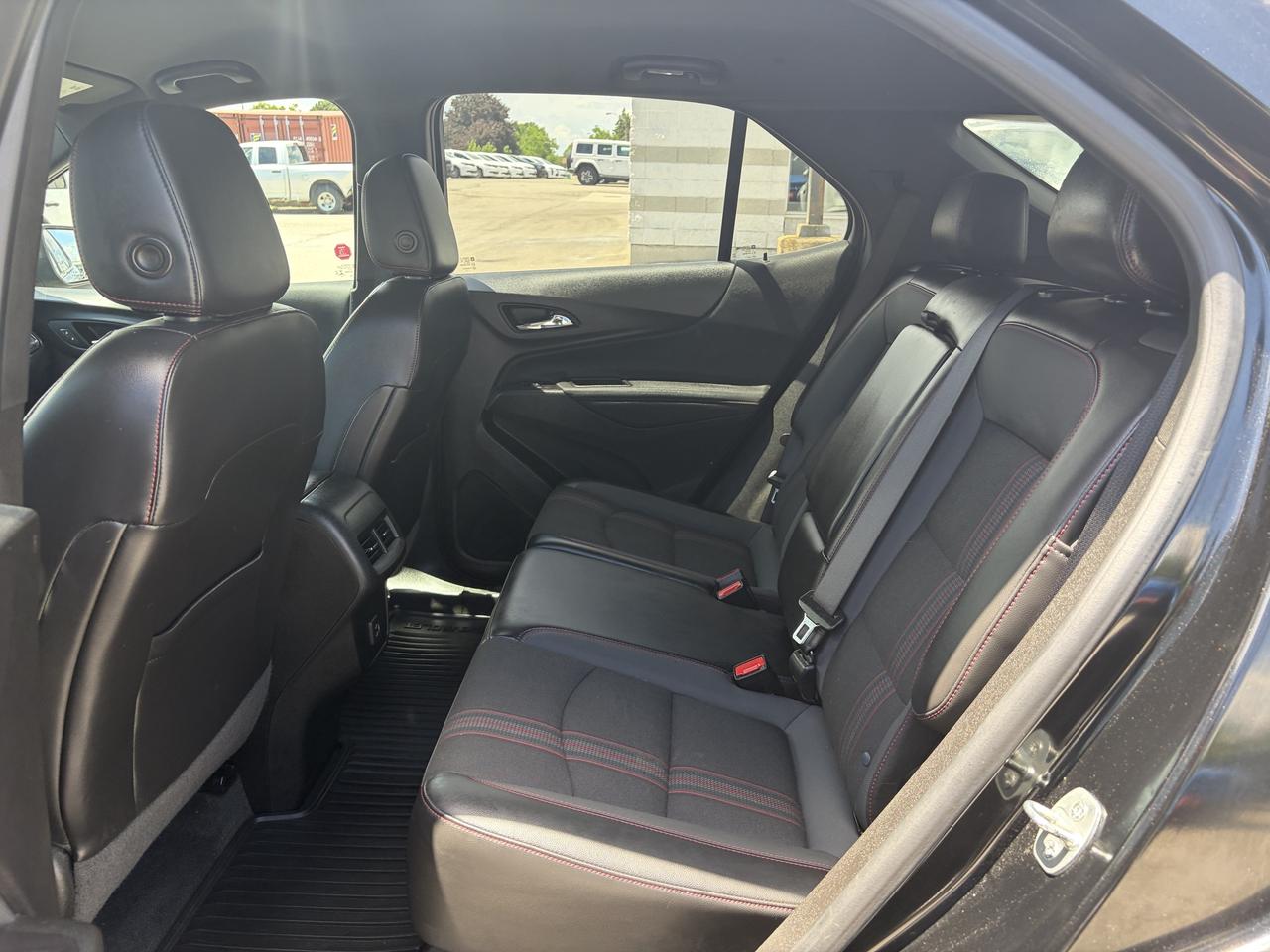 2022 Chevrolet Equinox RS, BSM, Power Liftgate Photo