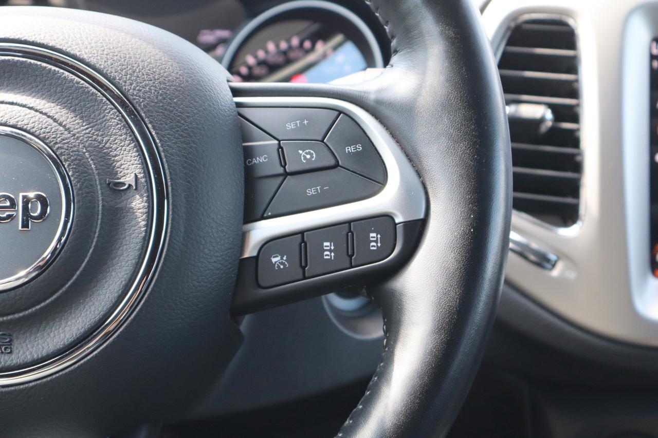 2020 Jeep Compass Limited 4WD No Accident Advanced Safety High Altit Photo