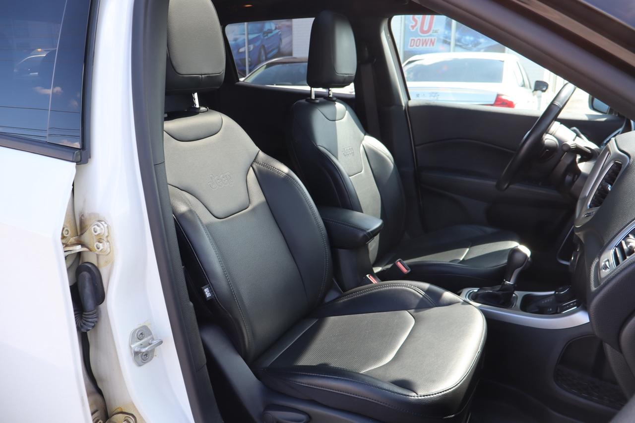 2020 Jeep Compass Limited 4WD No Accident Advanced Safety High Altit Photo