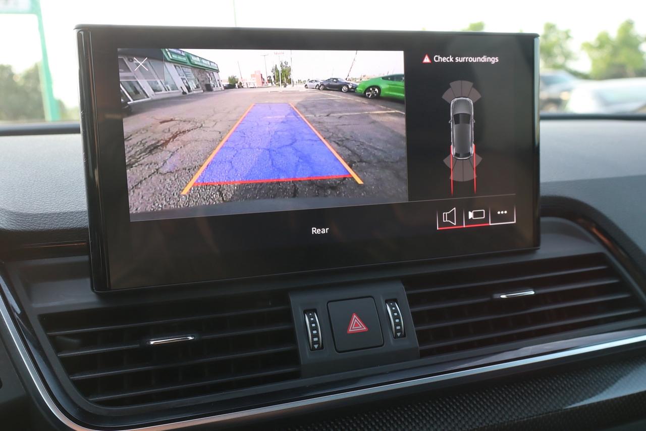 2022 Audi SQ5 PROGRESSIV QUATTRO Photo
