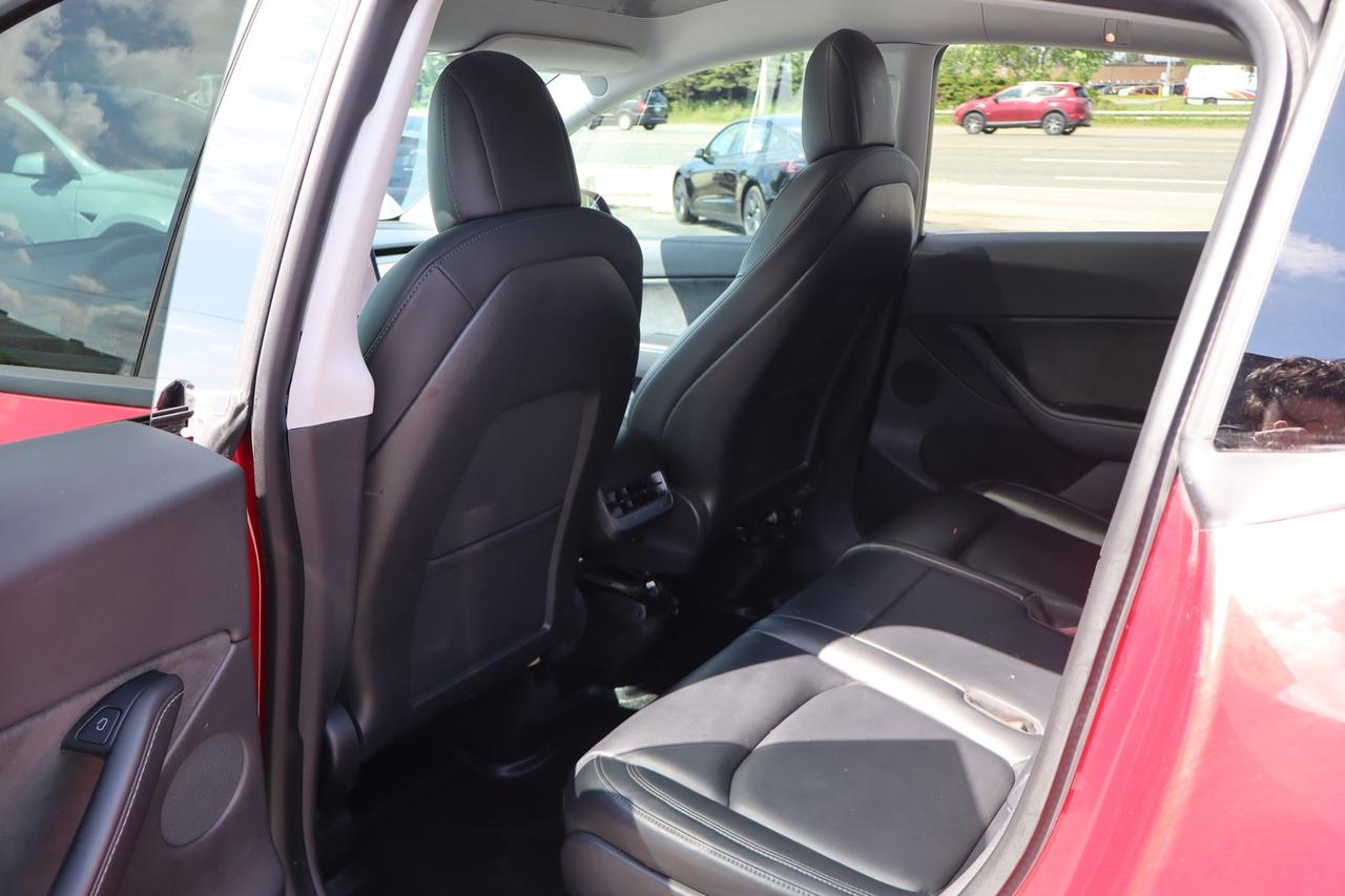 2021 Tesla Model Y Long Range AWD 7 Passenger Photo