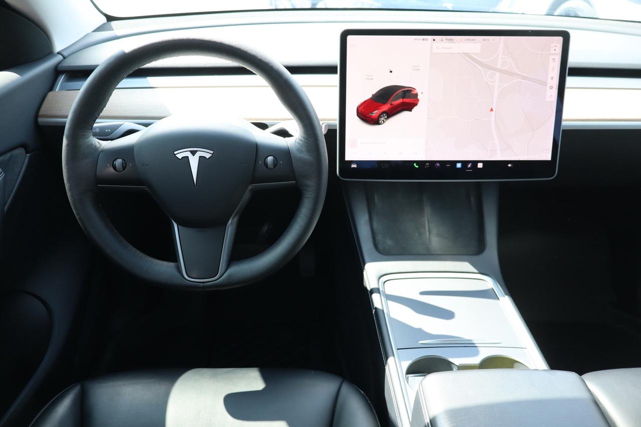 2021 Tesla Model Y Long Range AWD 7 Passenger Photo