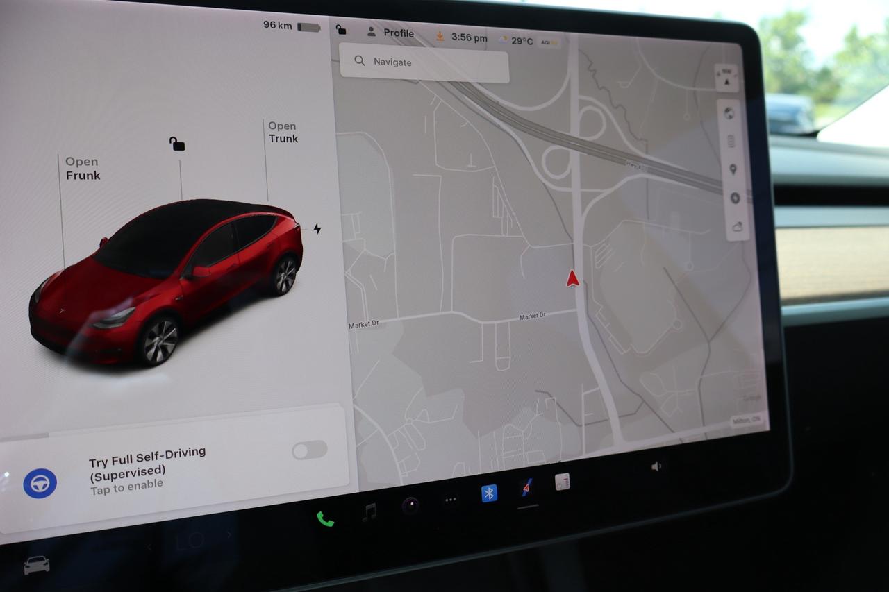 2021 Tesla Model Y Long Range AWD 7 Passenger Photo