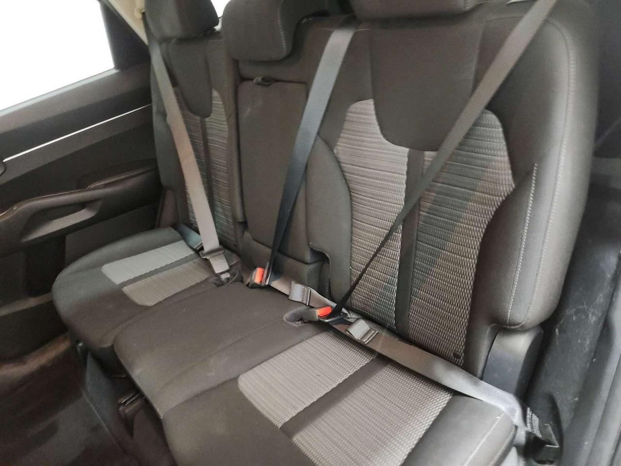 2021 Kia Sorento LX+ l 7 Passanger l AWD l 2.5L l 4Cyl l 2 Keys l Photo