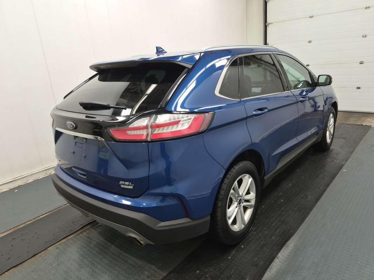 2020 Ford Edge SEL l AWD l FWD l 2.0L l 4Cyl l Gas l Remote Start Photo2