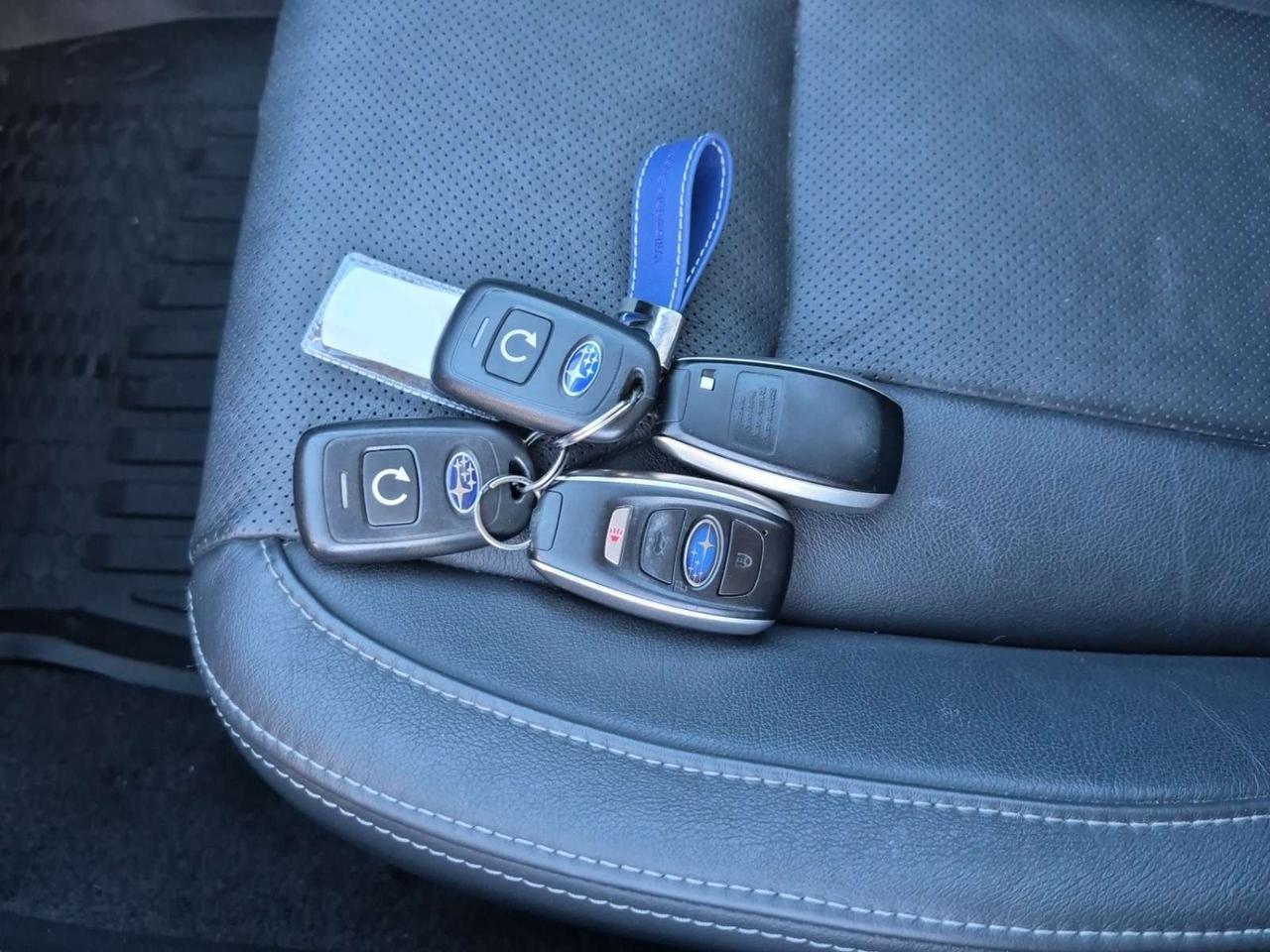 2019 Subaru Impreza No Accident l Sport-Tech l Eyesight l AWD l 2.5 l Photo
