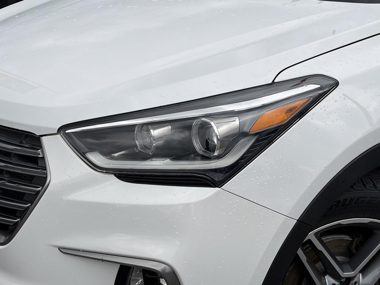 2018 Hyundai Santa Fe XL Ultimate with Saddle Interior   Leather   Roof   N Photo