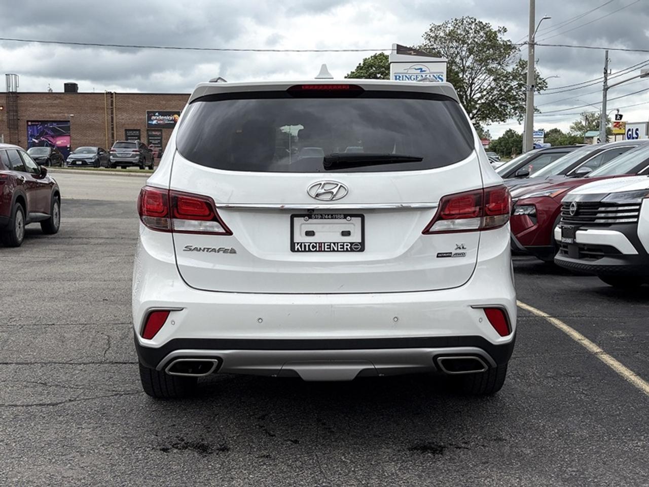 2018 Hyundai Santa Fe XL Ultimate with Saddle Interior   Leather   Roof   N Photo