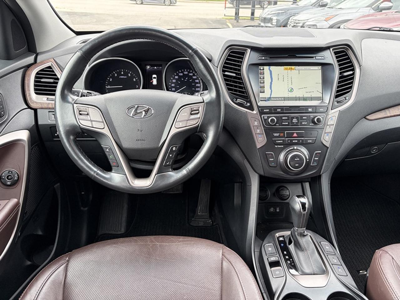 2018 Hyundai Santa Fe XL Ultimate with Saddle Interior   Leather   Roof   N Photo