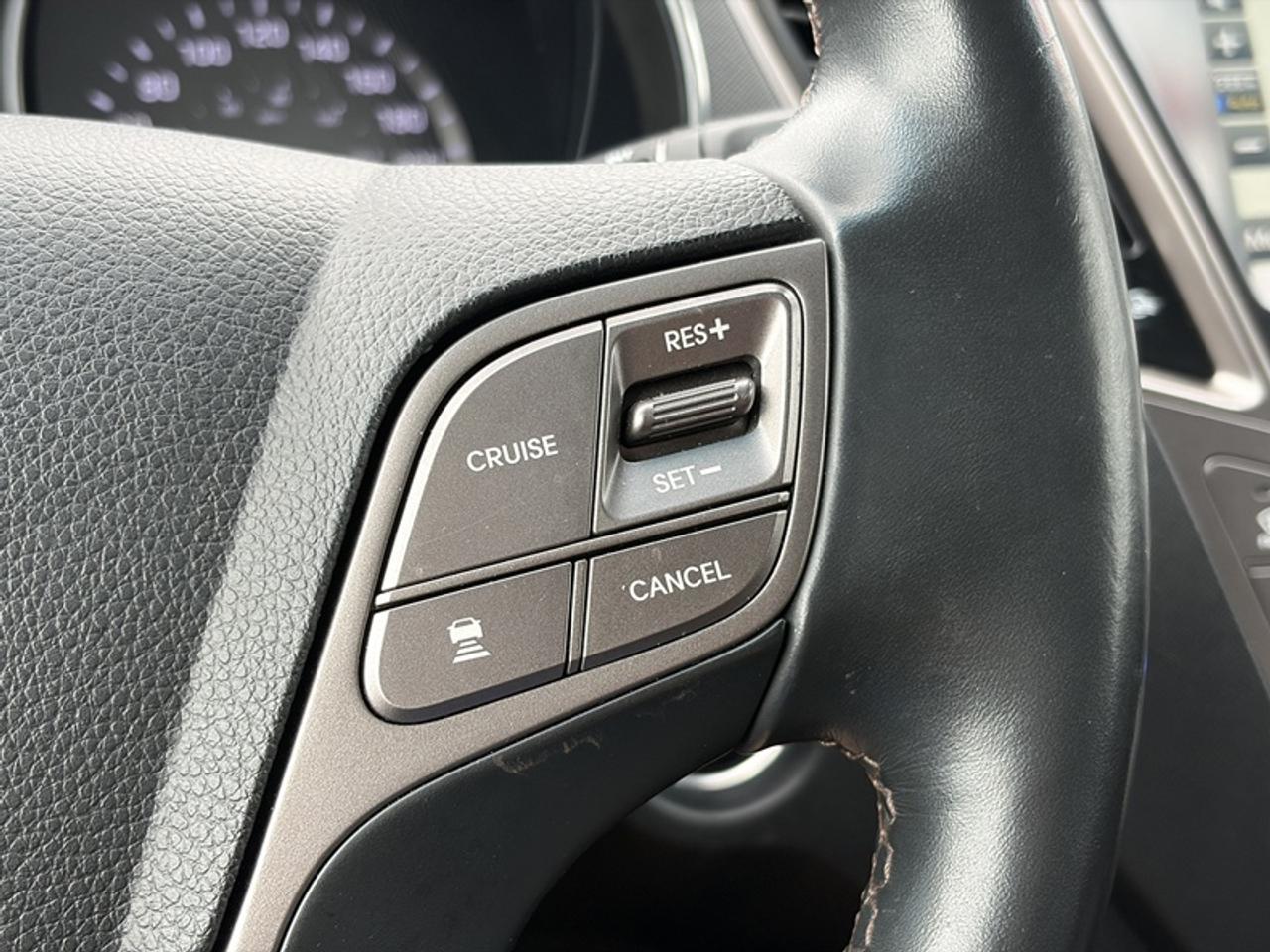 2018 Hyundai Santa Fe XL Ultimate with Saddle Interior   Leather   Roof   N Photo