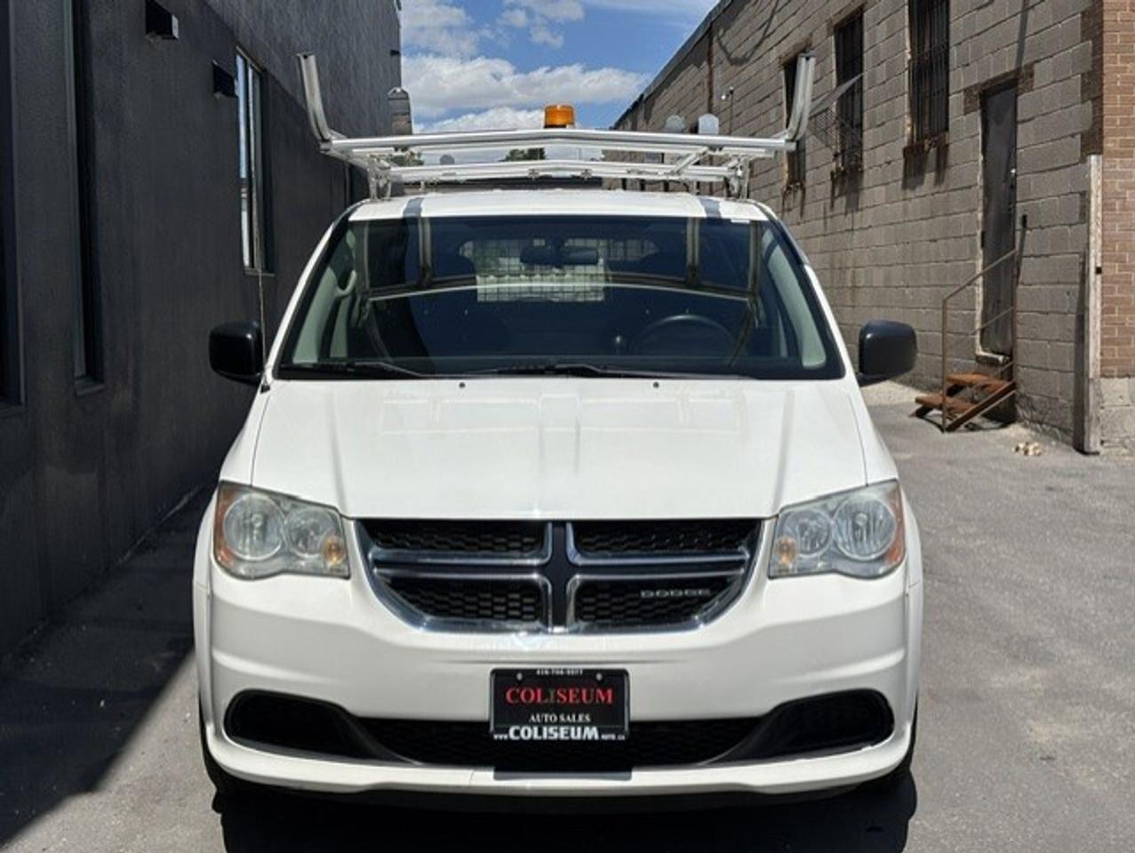 2011 Dodge Grand Caravan C/V CARGO *ONLY 90KM-LADDER RACKS-DIVIDER-SHELVES* Photo