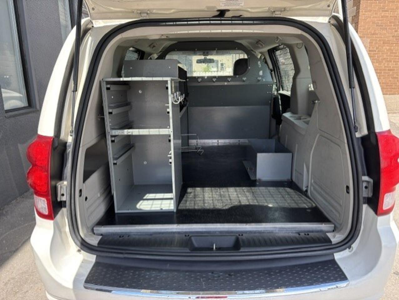 2011 Dodge Grand Caravan C/V CARGO *ONLY 90KM-LADDER RACKS-DIVIDER-SHELVES* Photo