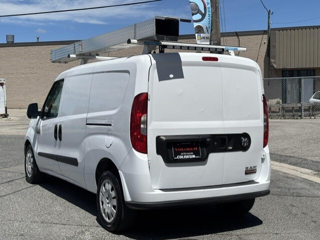 2015 RAM Promaster City Wagon SLT LADDER RACKS-DIVIDER-SHELVES-CAMERA-CERTIFIED Photo2