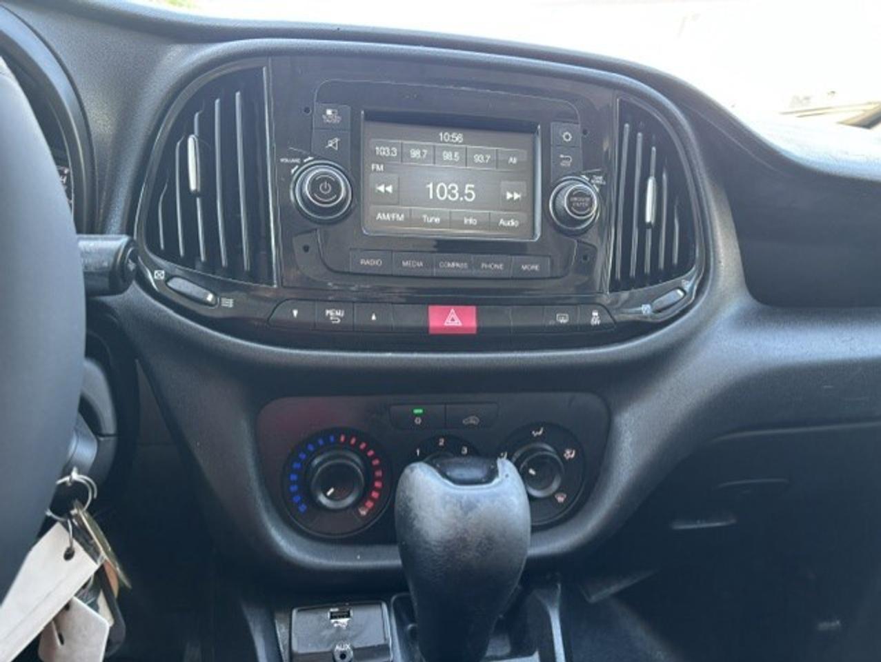 2015 RAM Promaster City Wagon SLT LADDER RACKS-DIVIDER-SHELVES-CAMERA-CERTIFIED Photo