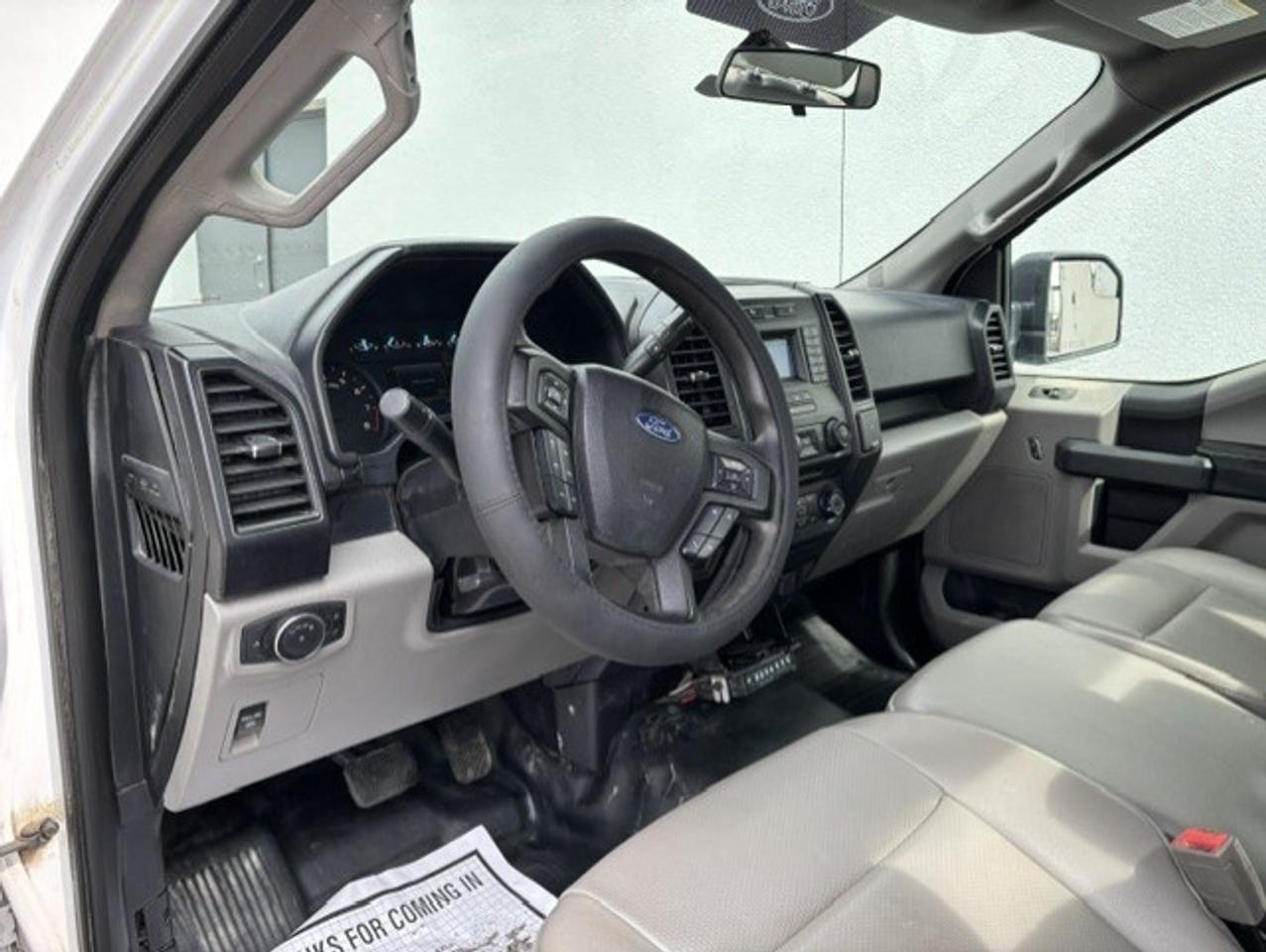 2018 Ford F-150 XL V6 REGULAR CAB-8' LONG BOX-CAMERA-TOW-1 OWNER! Photo