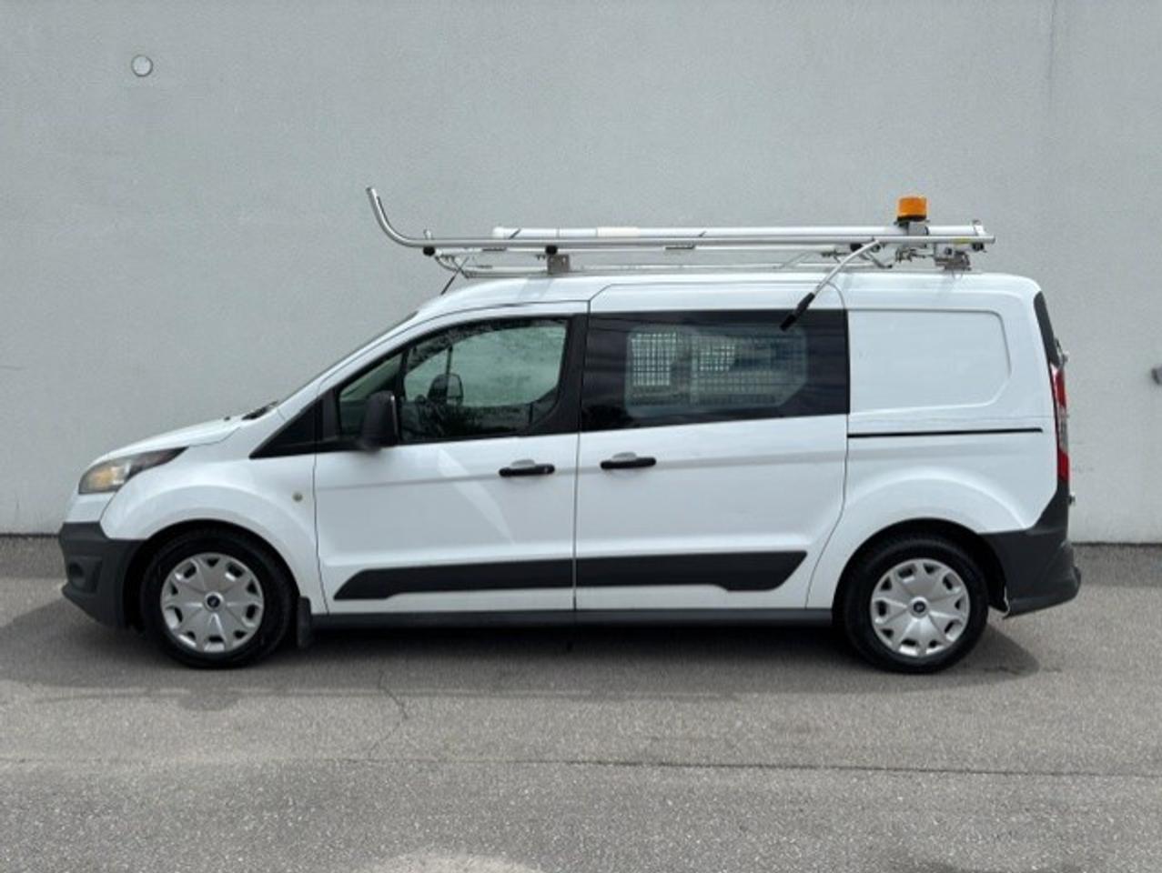 2017 Ford Transit Connect XL LADDER RACKS-DIVIDER-SHELVES-1 OWNER-CERTIFIED Photo