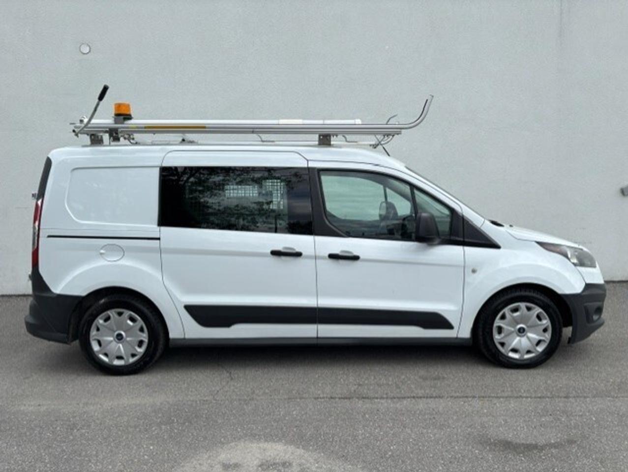 2017 Ford Transit Connect XL LADDER RACKS-DIVIDER-SHELVES-1 OWNER-CERTIFIED Photo