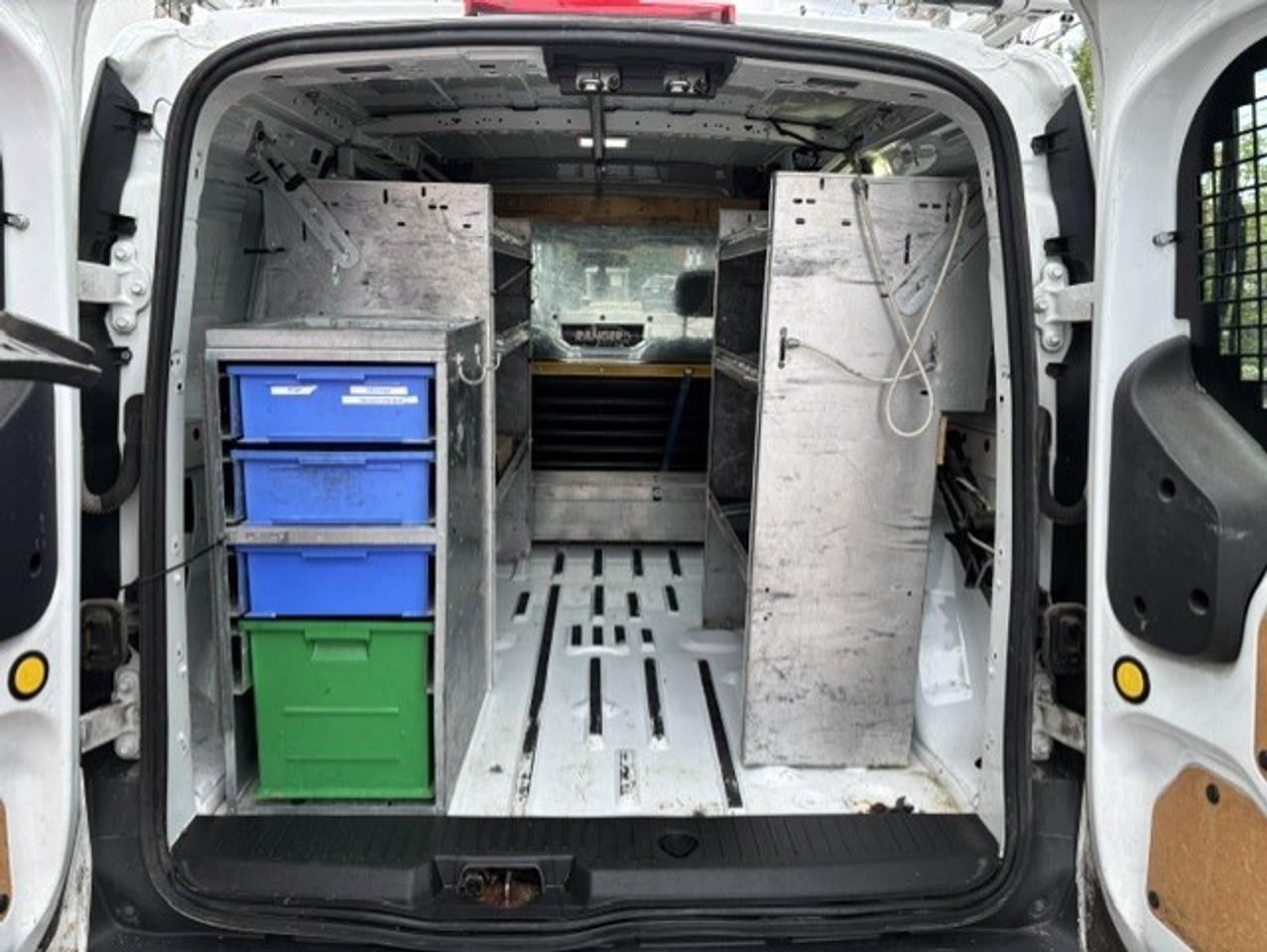 2017 Ford Transit Connect XL LADDER RACKS-DIVIDER-SHELVES-1 OWNER-CERTIFIED Photo