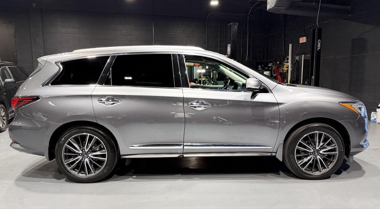 2016 Infiniti QX60 LUXURY Photo