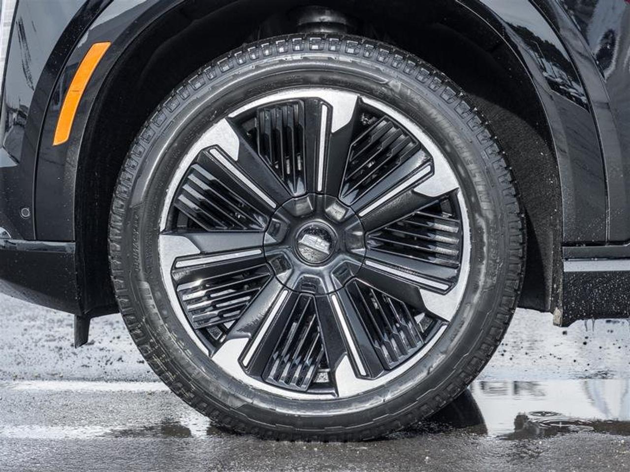 2026 Cadillac Escalade IQ Premium Sport Photo