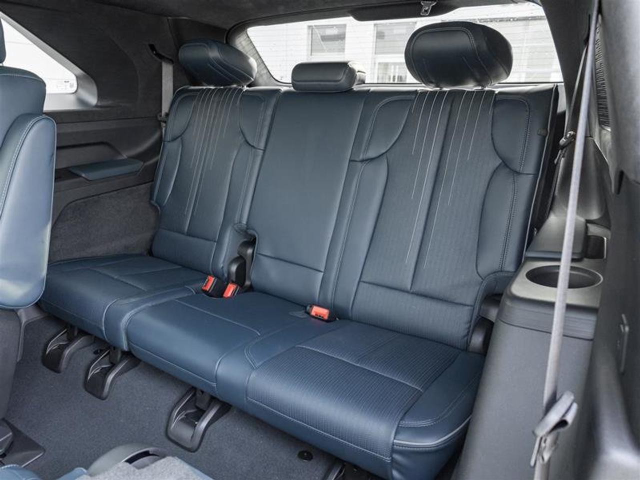 2026 Cadillac Escalade IQ Premium Sport Photo