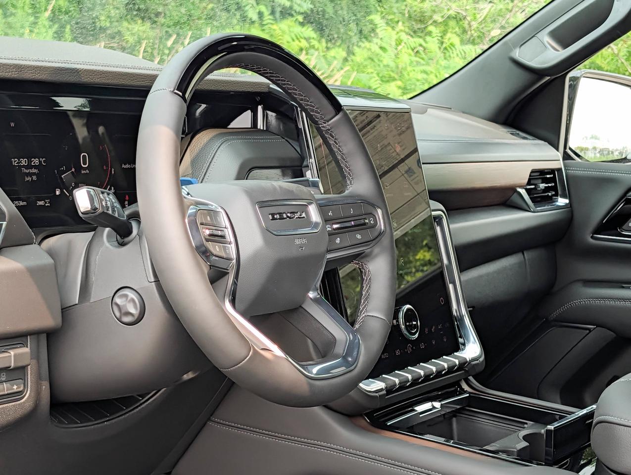 2026 GMC Yukon Denali Photo