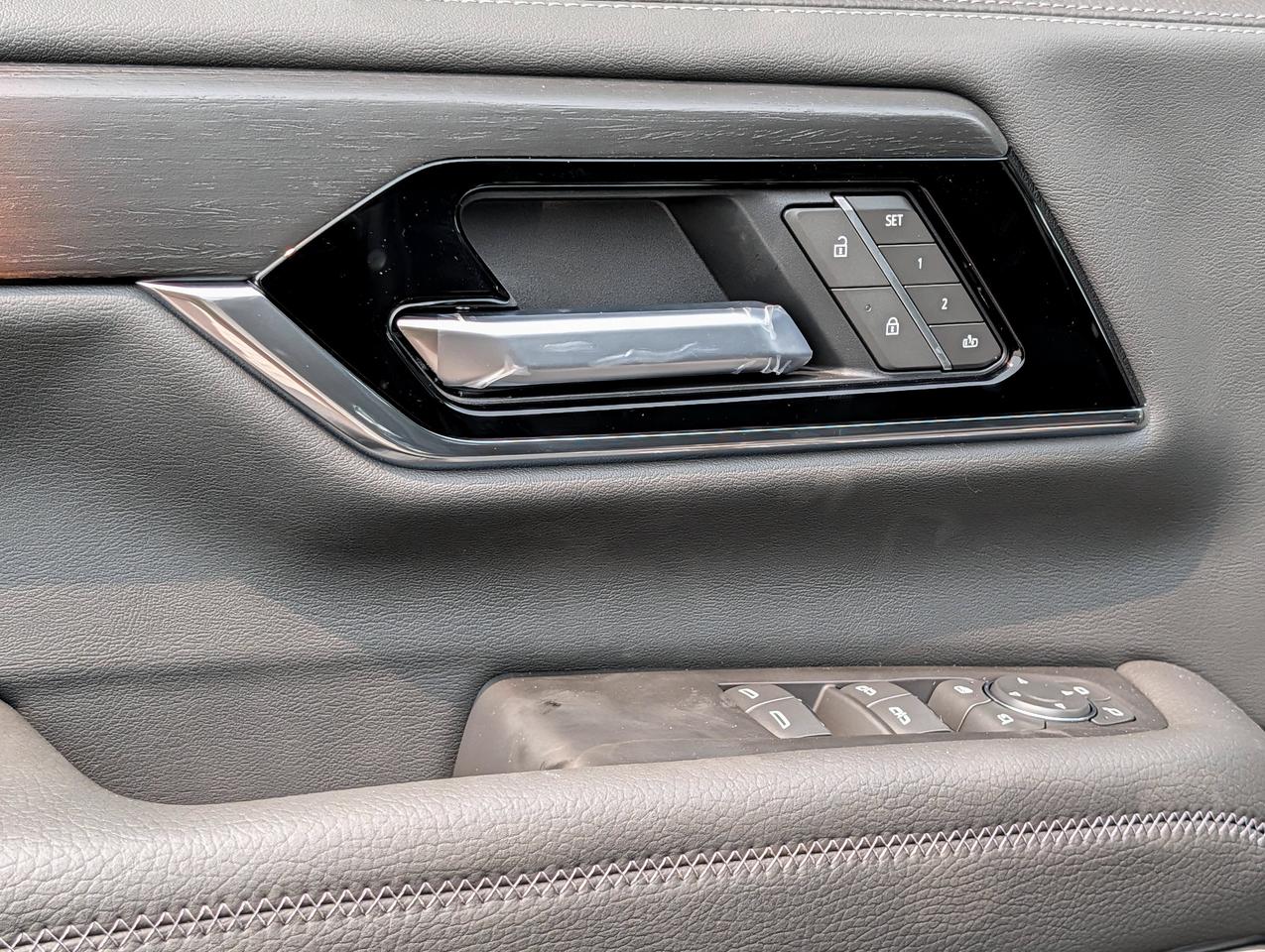 2026 GMC Yukon Denali Photo