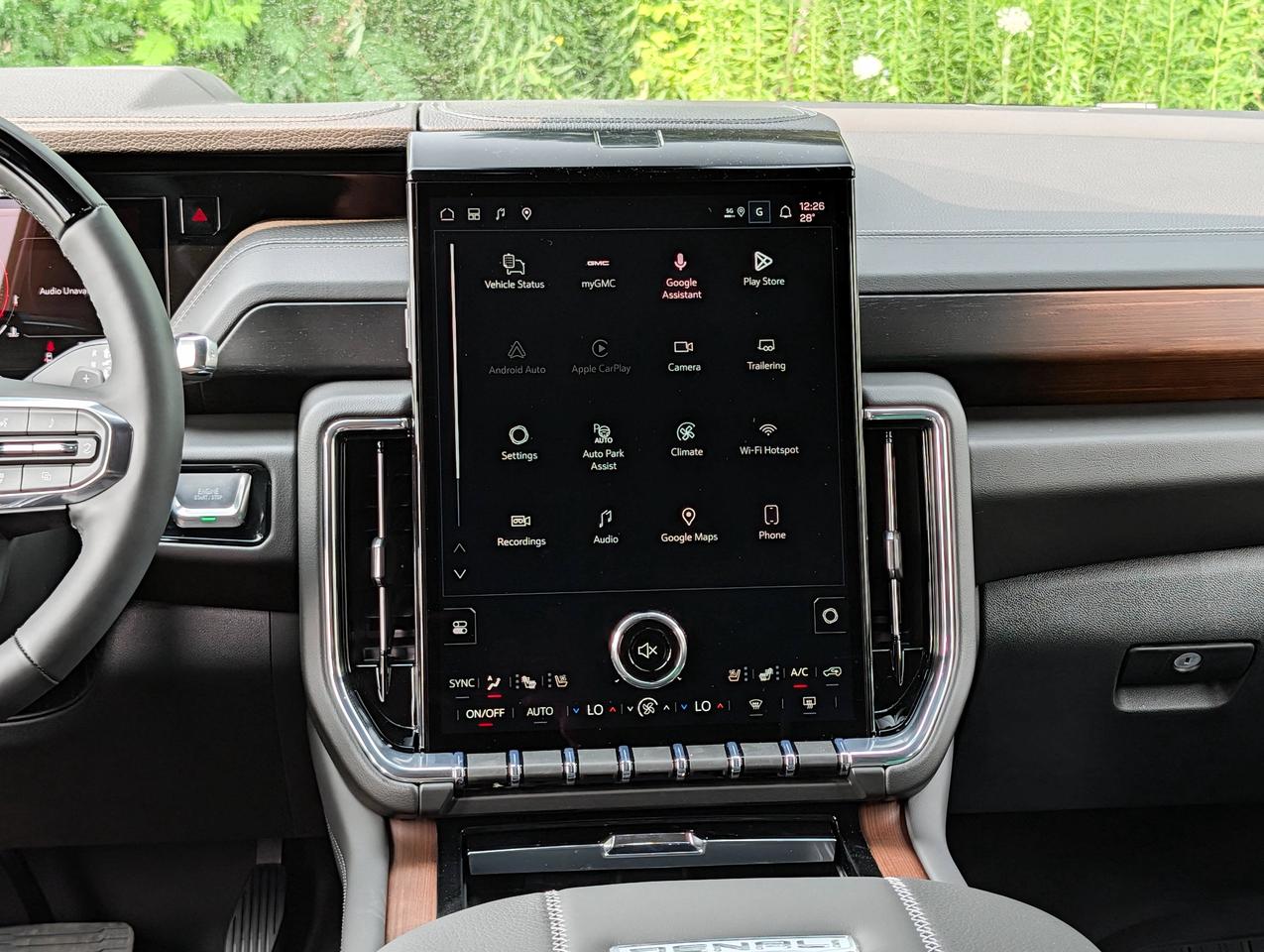 2026 GMC Yukon Denali Photo