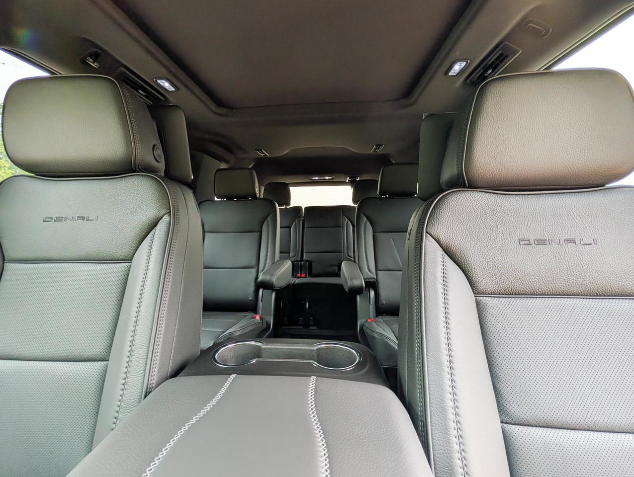2026 GMC Yukon Denali Photo