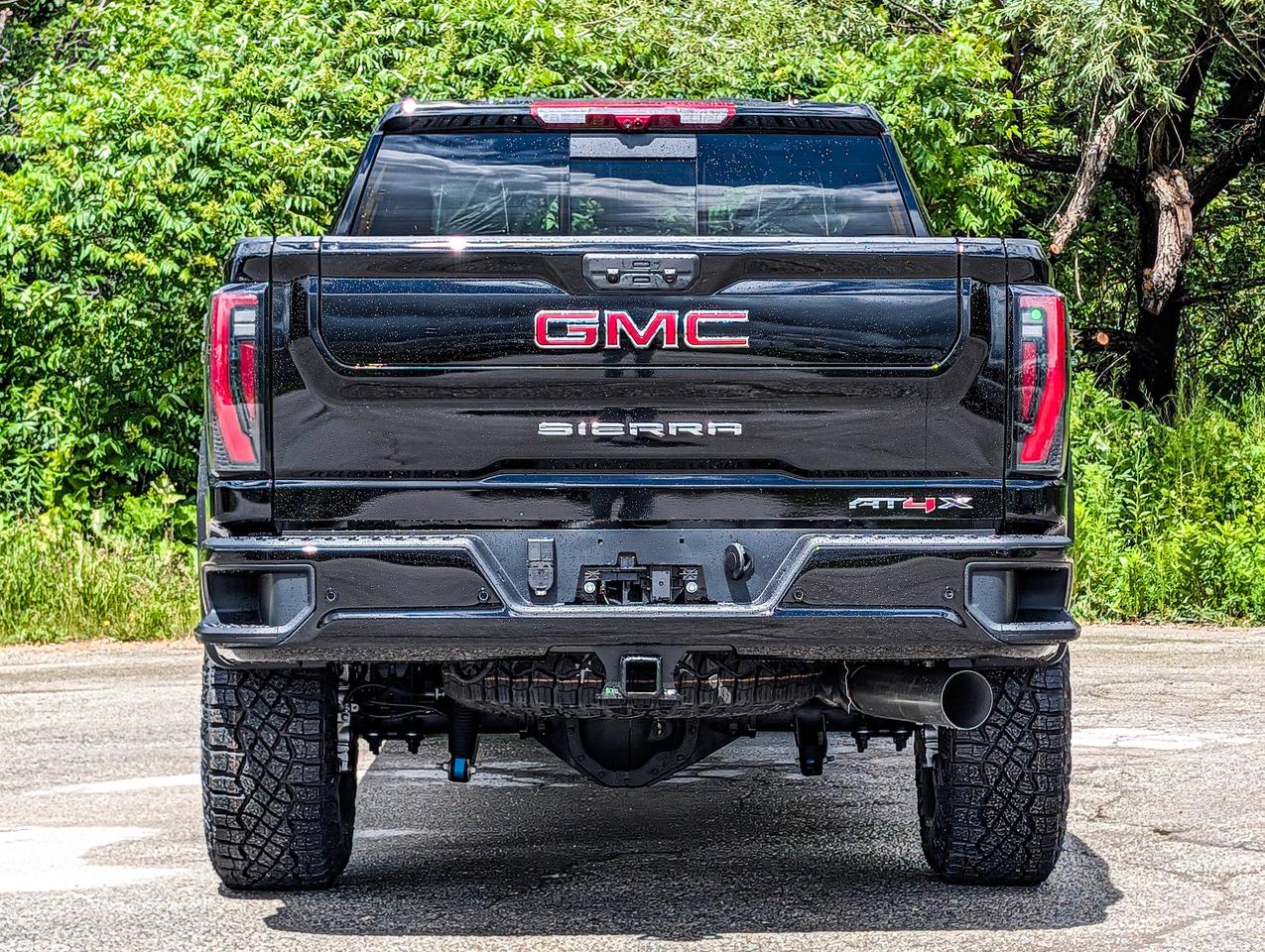 2026 GMC SIERRA 2500HD AT4X Photo