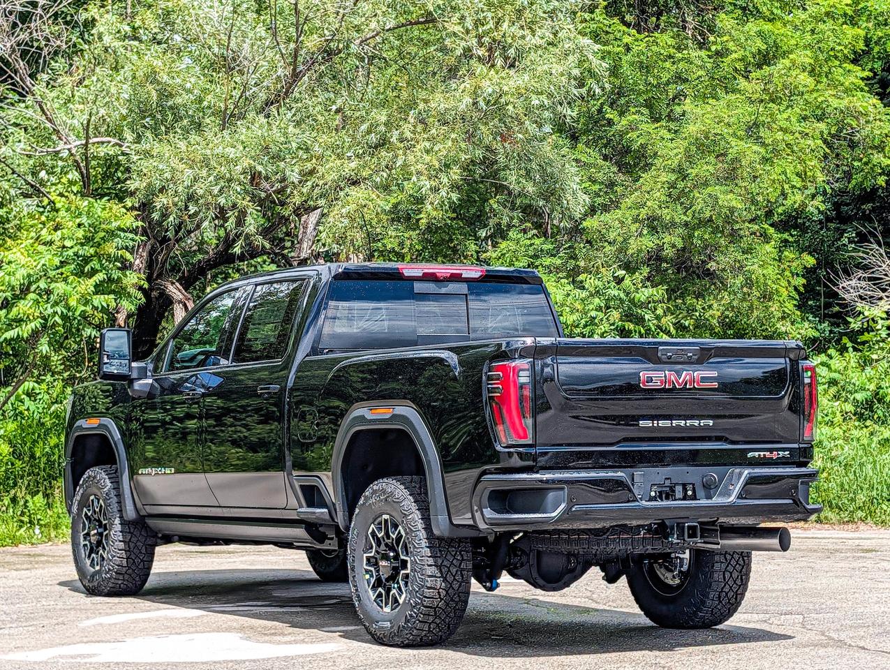 2026 GMC SIERRA 2500HD AT4X Photo