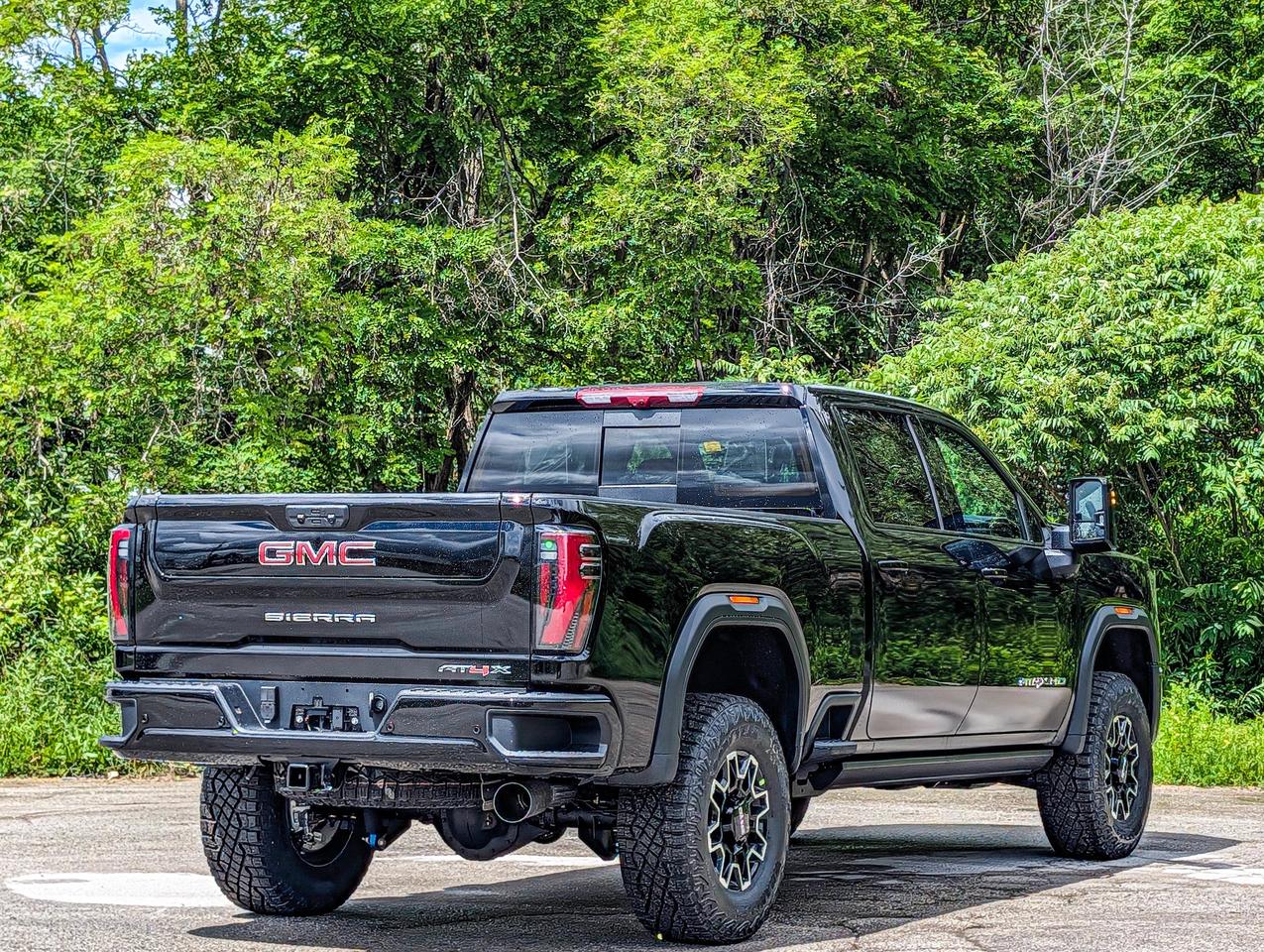 2026 GMC SIERRA 2500HD AT4X Photo