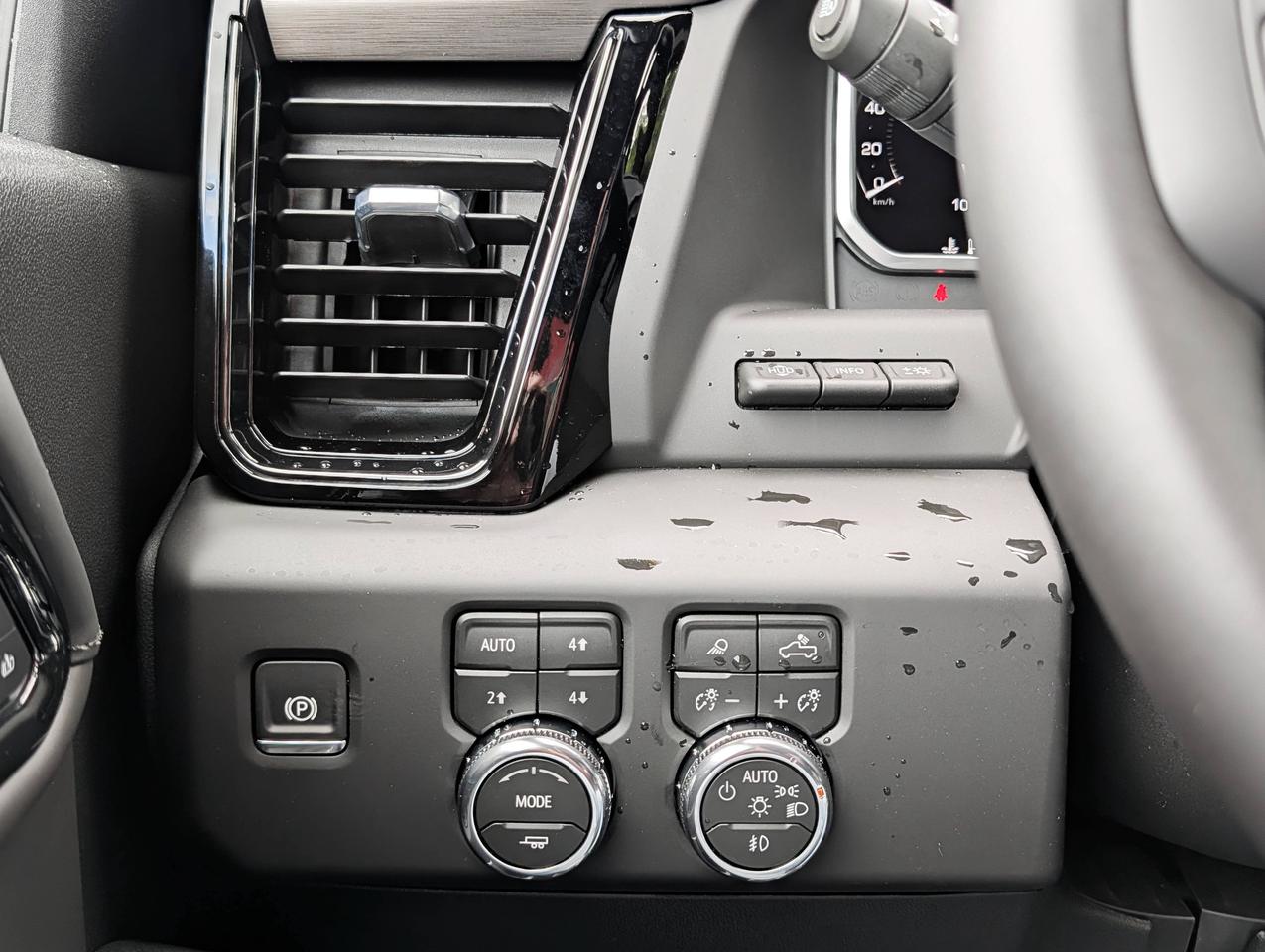 2026 GMC SIERRA 2500HD AT4X Photo