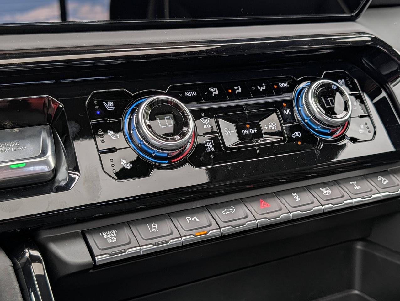 2026 GMC SIERRA 2500HD AT4X Photo