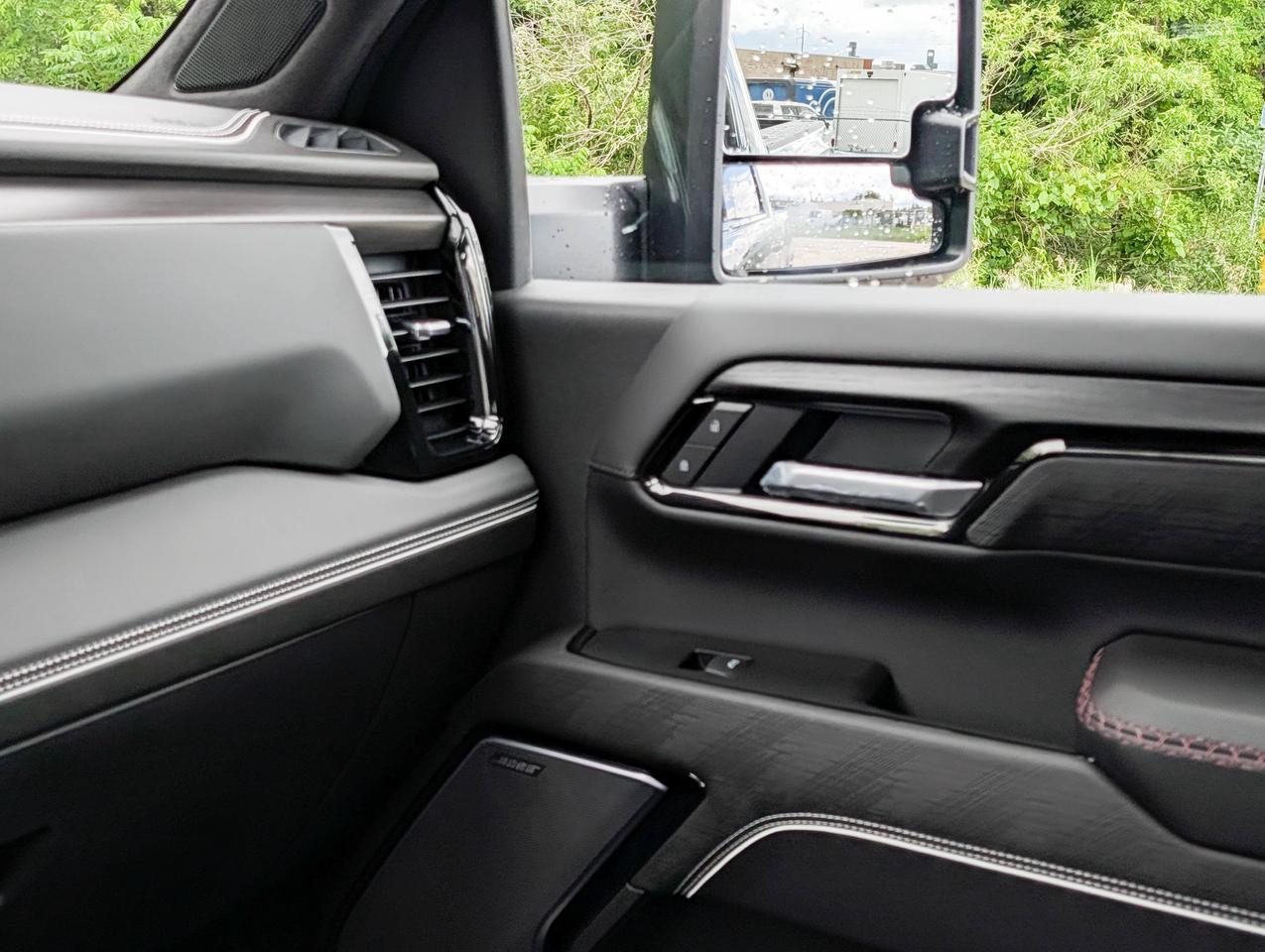 2026 GMC SIERRA 2500HD AT4X Photo
