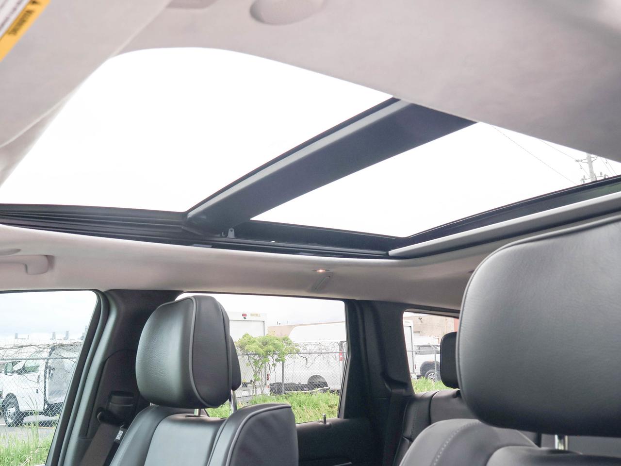 2021 Jeep Grand Cherokee Summit Photo