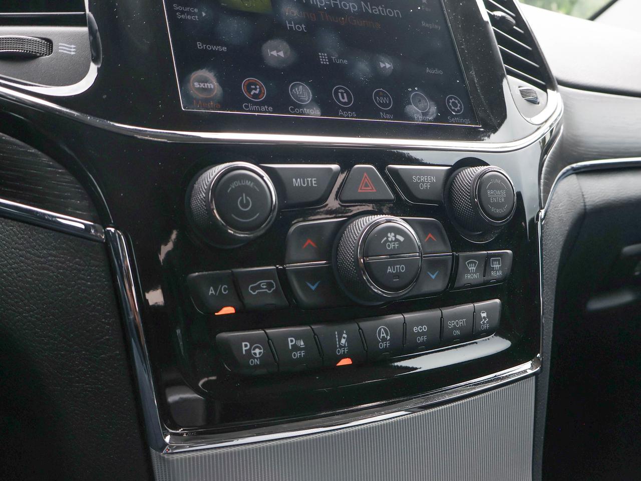 2021 Jeep Grand Cherokee Summit Photo