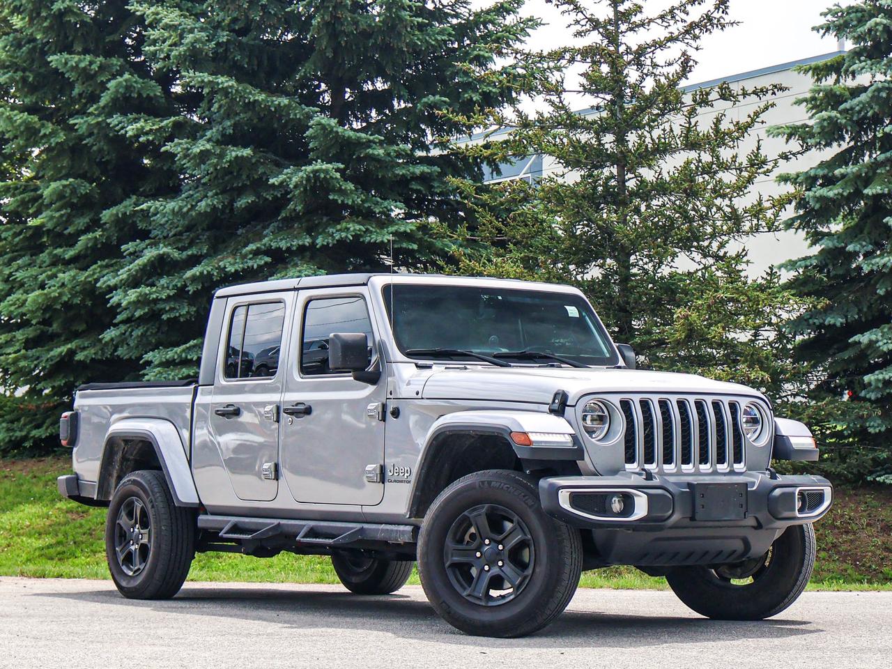 2020 Jeep Gladiator Overland Photo