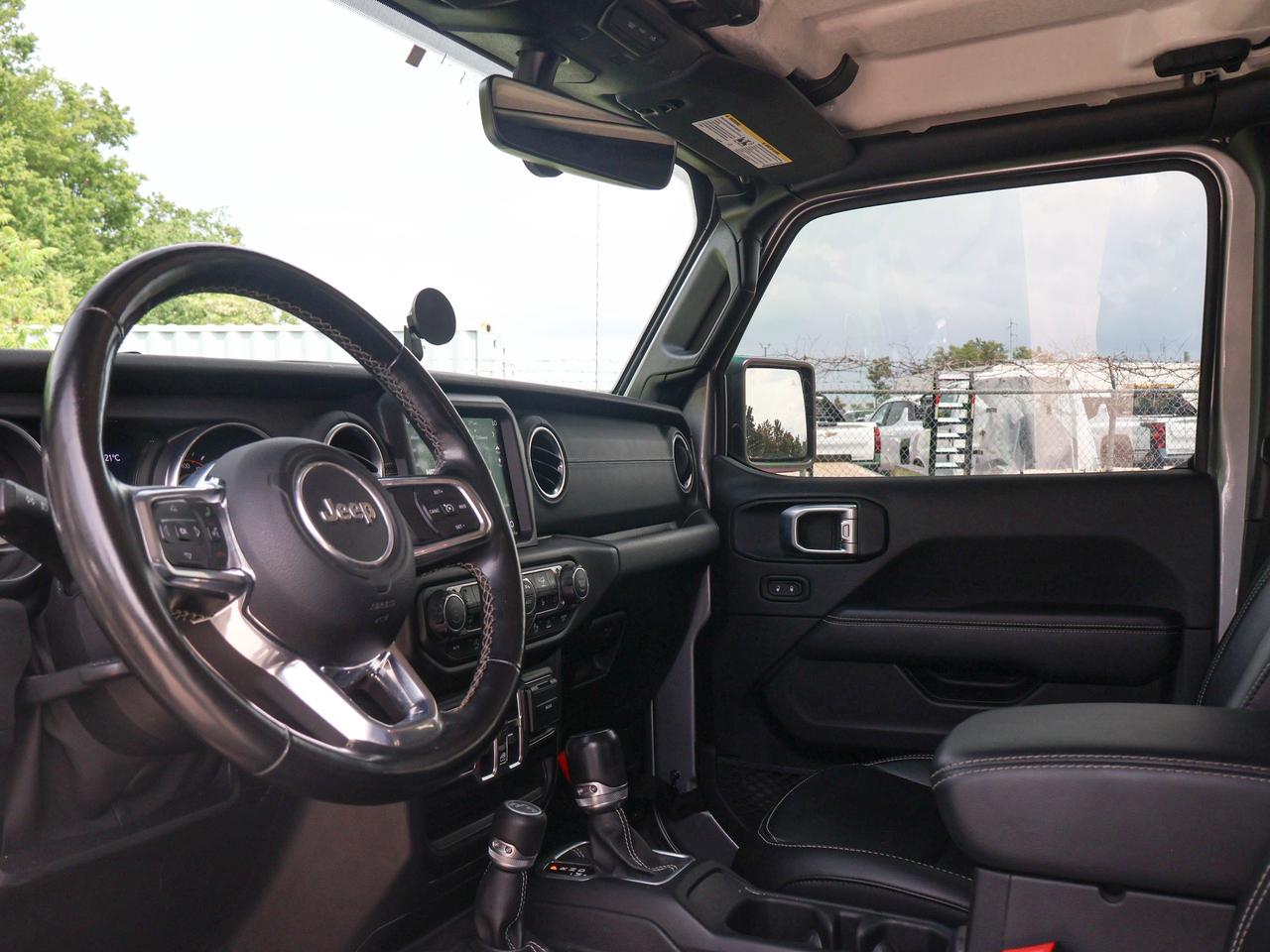 2020 Jeep Gladiator Overland Photo