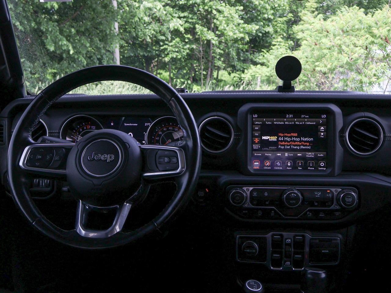 2020 Jeep Gladiator Overland Photo