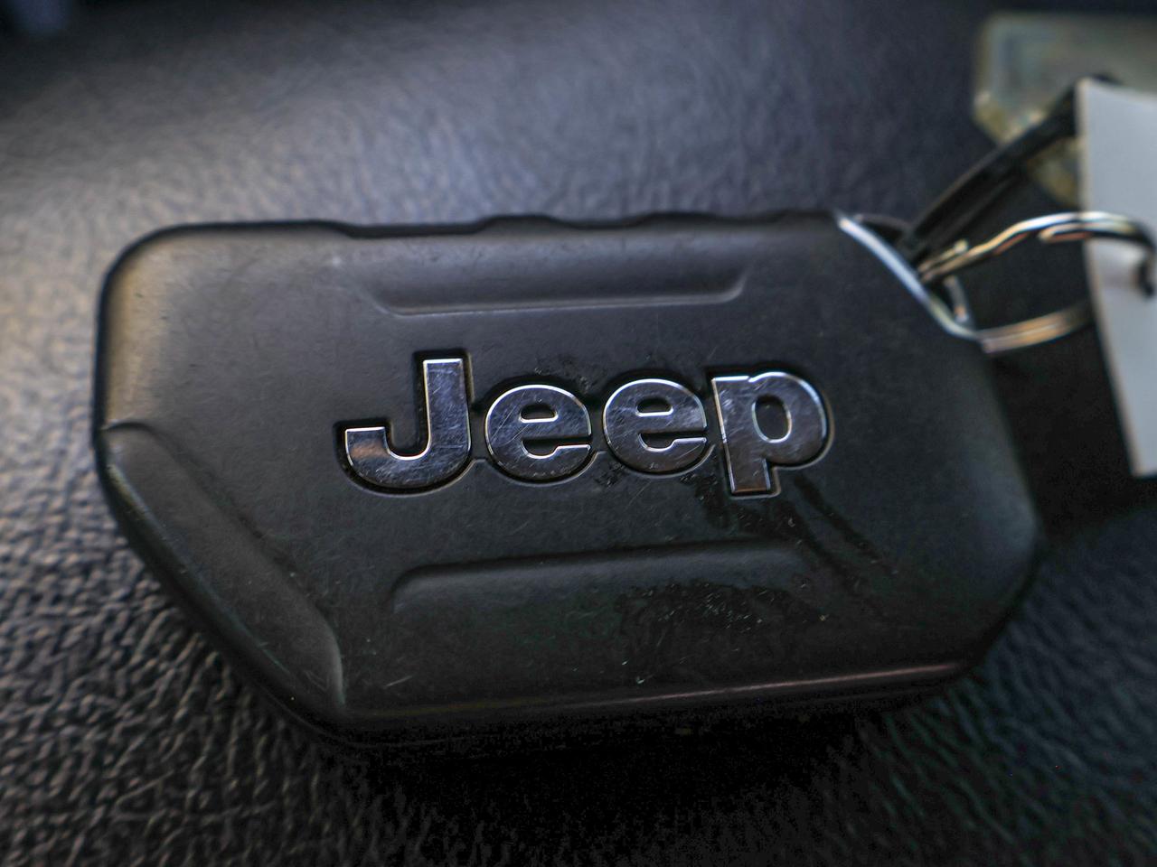 2022 Jeep Wrangler Unlimited Sport Altitude Photo