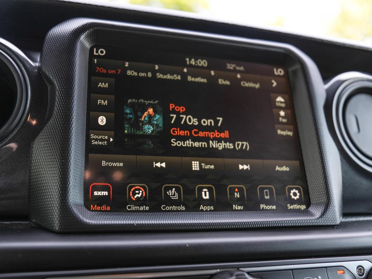 2022 Jeep Wrangler Sport Altitude Photo